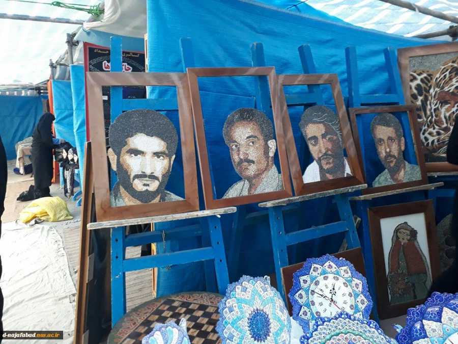 برپایی غرفه دستاوردهای دانشجویان آموزشکده فنی و حرفه ای دختران نجف آباد در نمایشگاه اقتصاد مقاومتی به مناسبت هفته بسیج درشهرستان نجف آباد 5