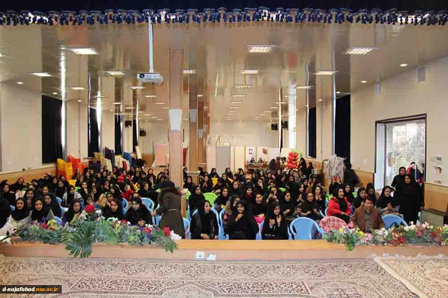 گزارش تصویری جشن شب یلدا همراه باشاهنامه خوانی نیلوفر غریبوند 7