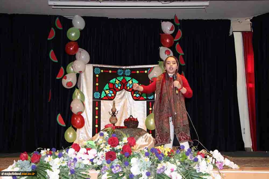 گزارش تصویری جشن شب یلدا همراه باشاهنامه خوانی نیلوفر غریبوند 10