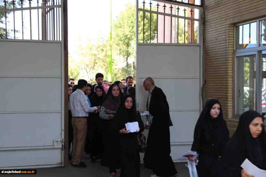 پنجمین آزمون استخدامی فراگیر به میزبانی آموزشکده دختران نجف آباد برگزار شد 3