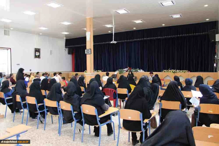 پنجمین آزمون استخدامی فراگیر به میزبانی آموزشکده دختران نجف آباد برگزار شد 8