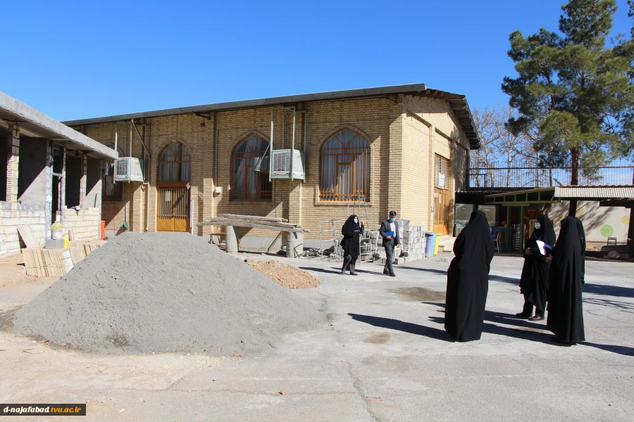 جانشین بسیج اساتید استان اصفهان با بسیج اساتید آموزشکده دختران نجف اباد دیدار وگفتگو نمودند 5