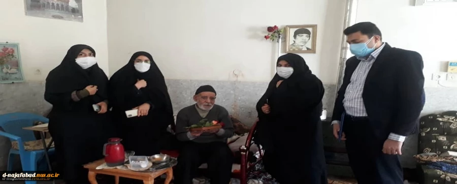 دیدار با خانواده شهدا بمناسبت پنجم اسفند  روز حماسه وایثار  نجف  آباد 7