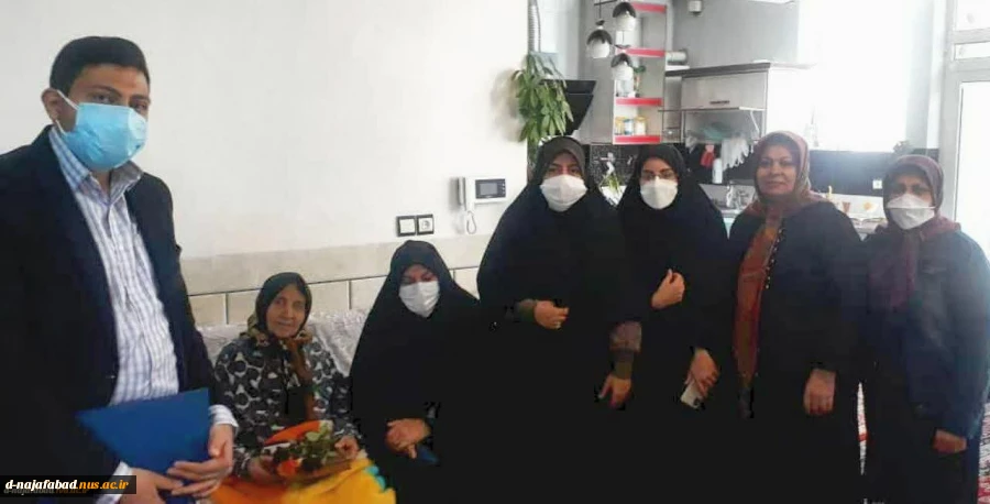 دیدار با خانواده شهدا بمناسبت پنجم اسفند  روز حماسه وایثار  نجف  آباد 9