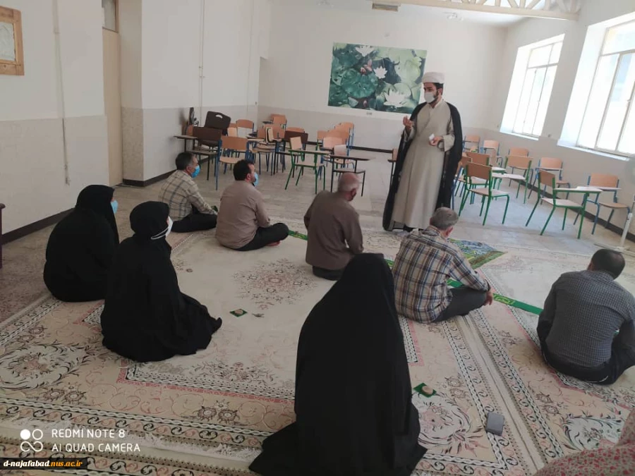 بصیرت افزایی  با موضوع انتخاب اصلح باحضور حجت الاسلام والمسلمین فاضلی امام جماعت آموزشکده دختران نجف آباد 3