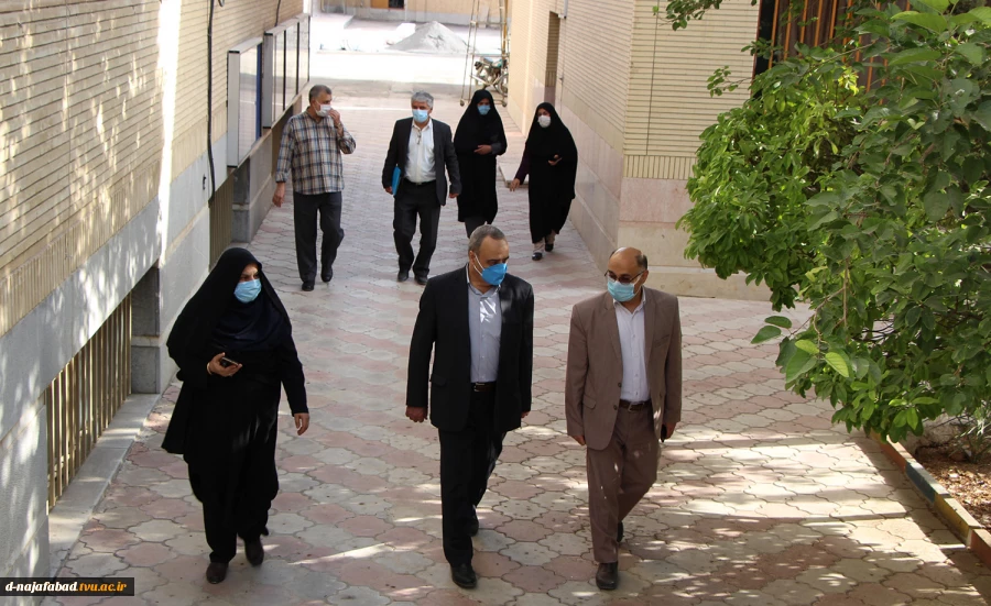 بازدید  هیات نظارت، ارزیابی و تضمین کیفی دانشگاه فنی وحرفه ای وهمراهان از آموزشکده دختران نجف آباد 7