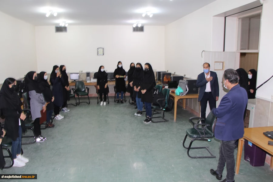 بازدید ونظارت دانشگاه فنی و حرفه ای از آموزشکده دختران نجف آباد مبنی بر تشکیل کلاس های حضوری   8
