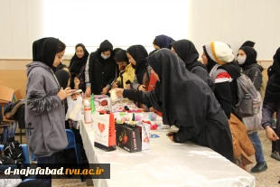 نمایشگاه وبازارچه دانشجویی در هفته پژوهش 1401 آموزشکده دختران نجف آباد  6