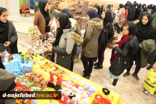 نمایشگاه وبازارچه دانشجویی در هفته پژوهش 1401 آموزشکده دختران نجف آباد  7