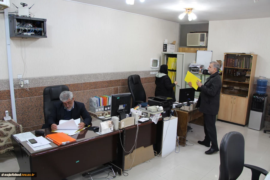 بازدید هیات نظارت و ارزیابی وزارت علوم در استان اصفهان از آموزشکده فنی دختران
نجف آباد 
 3
