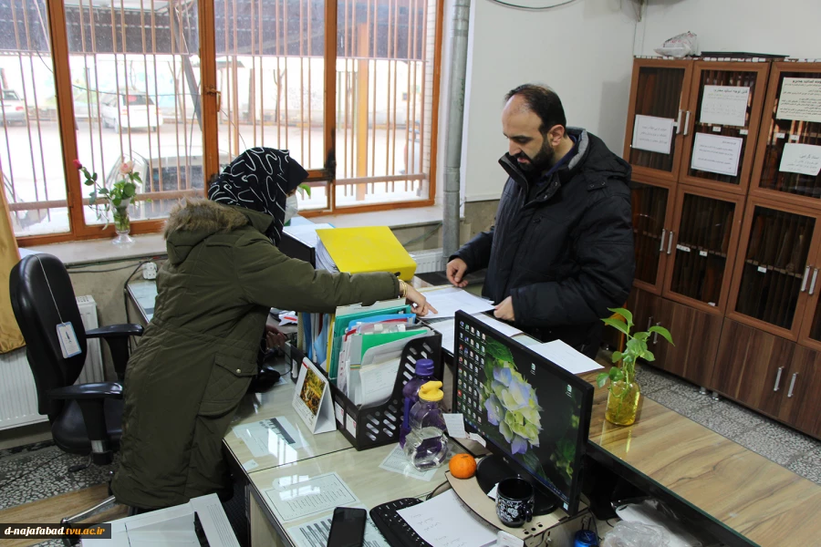 بازدید نماینده نظارت و ارزیابی وتضمین کیفیت دانشگاه فنی وحرفه ای استان اصفهان از امتحانات پایام ترم آموزشکده  دختران نجف آباد  5