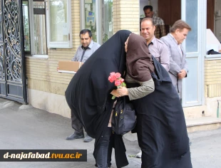 آیین تکریم میلاد حضرت معصومه (س)، روز دخترو استقبال از دانشجویان با نام نسیم کرامت زیر سایه خورشید در آموزشکده دختران نجف آباد برگزار شد 2