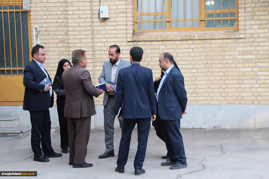 بازدید جناب آقای اعتصامیان مشاور و مدیرکل حراست دانشگاه فنی و حرفه‌ای و هیئت همراه از آموزشکده فنی وحرفه ای دختران نجف آباد 10