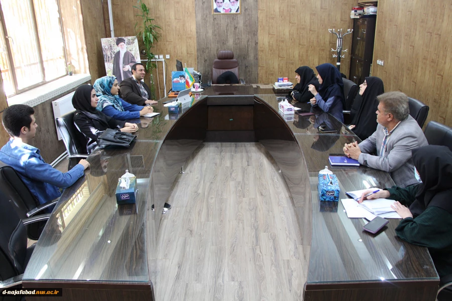 دیداردکتر اکرامیان مجری پروژه رشد وتوسعه وحمایت از نوآوری ها در جهادکشاورزی کشور و همراهان از موسسه کارآفرینی امید رویش با ریاست آموزشکده 3