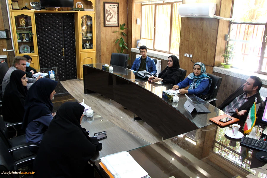 دیداردکتر اکرامیان مجری پروژه رشد وتوسعه وحمایت از نوآوری ها در جهادکشاورزی کشور و همراهان از موسسه کارآفرینی امید رویش با ریاست آموزشکده 5
