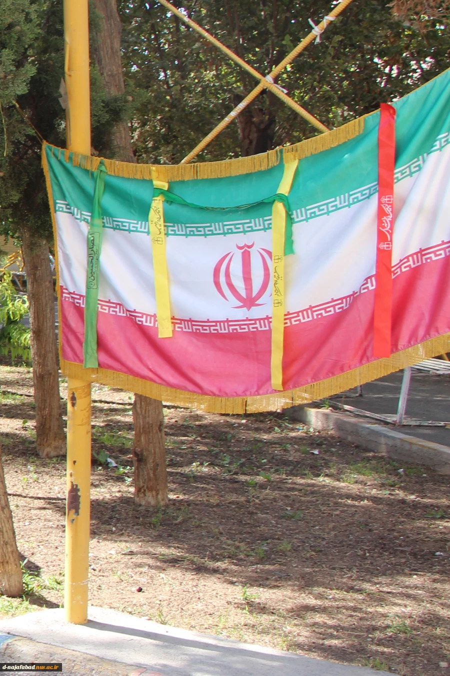 بمناسبت هفته دفاع مقدس فضاسازی محیطی سطح آموزشکده دختران نجف آباد انجام گردید 3