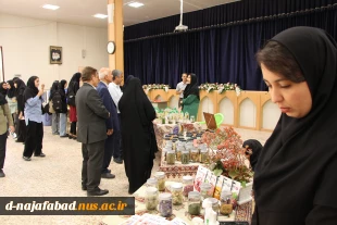 افتتاح نمایشگاه گل وگیاهان دارویی در آموزشکده ملی مهارت دختران نجف آباد  6