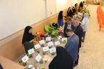 بازدیداعضای شورای شهر نجف آباد ودهیارحاجی آباد از نمایشگاه گیاهان دارویی آموزشکده ملی مهارت دختران نجف آباد« سمیه»  6