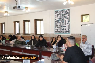 کارگاه آموزشی کارآفرینی با حضور دکتر ناصر سادات ، کارآفرین برتر کشور در سالن کنفرانس آموزشکده برگزار شد 5