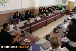 کارگاه آموزشی کارآفرینی با حضور دکتر ناصر سادات ، کارآفرین برتر کشور در سالن کنفرانس آموزشکده برگزار شد 6